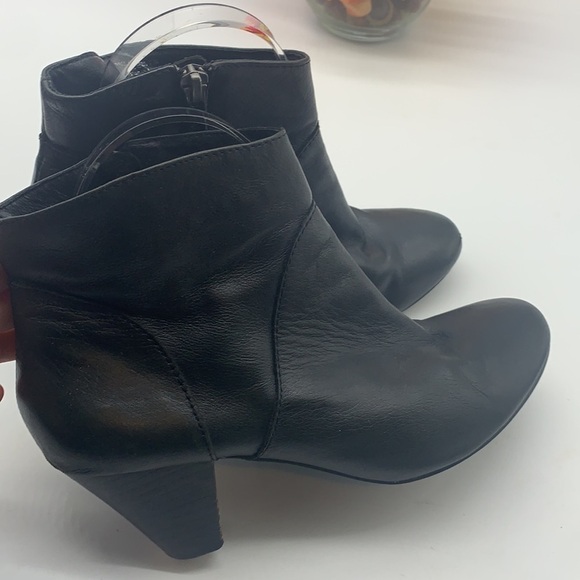 Steve Madden Proccess Black Leather Ankle Boots 7.5. BAB1136F - Picture 5 of 11